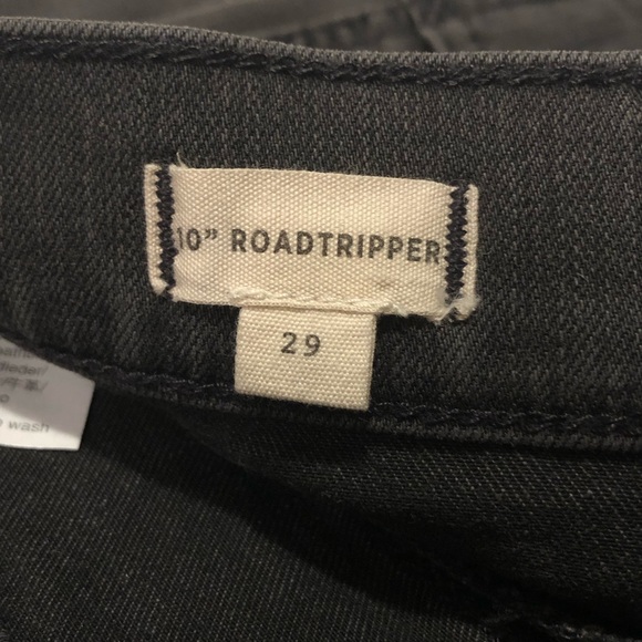 Madewell 10" High-Rise Yoke Detail Button Front Roadtripper Jeans - Picture 9 of 15